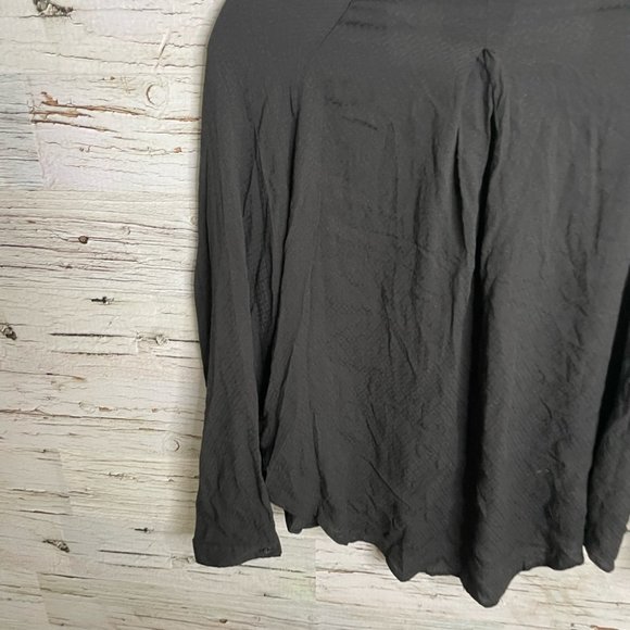 Silence & noise black long sleeve blouse size medium urban outfitters - Picture 9 of 11